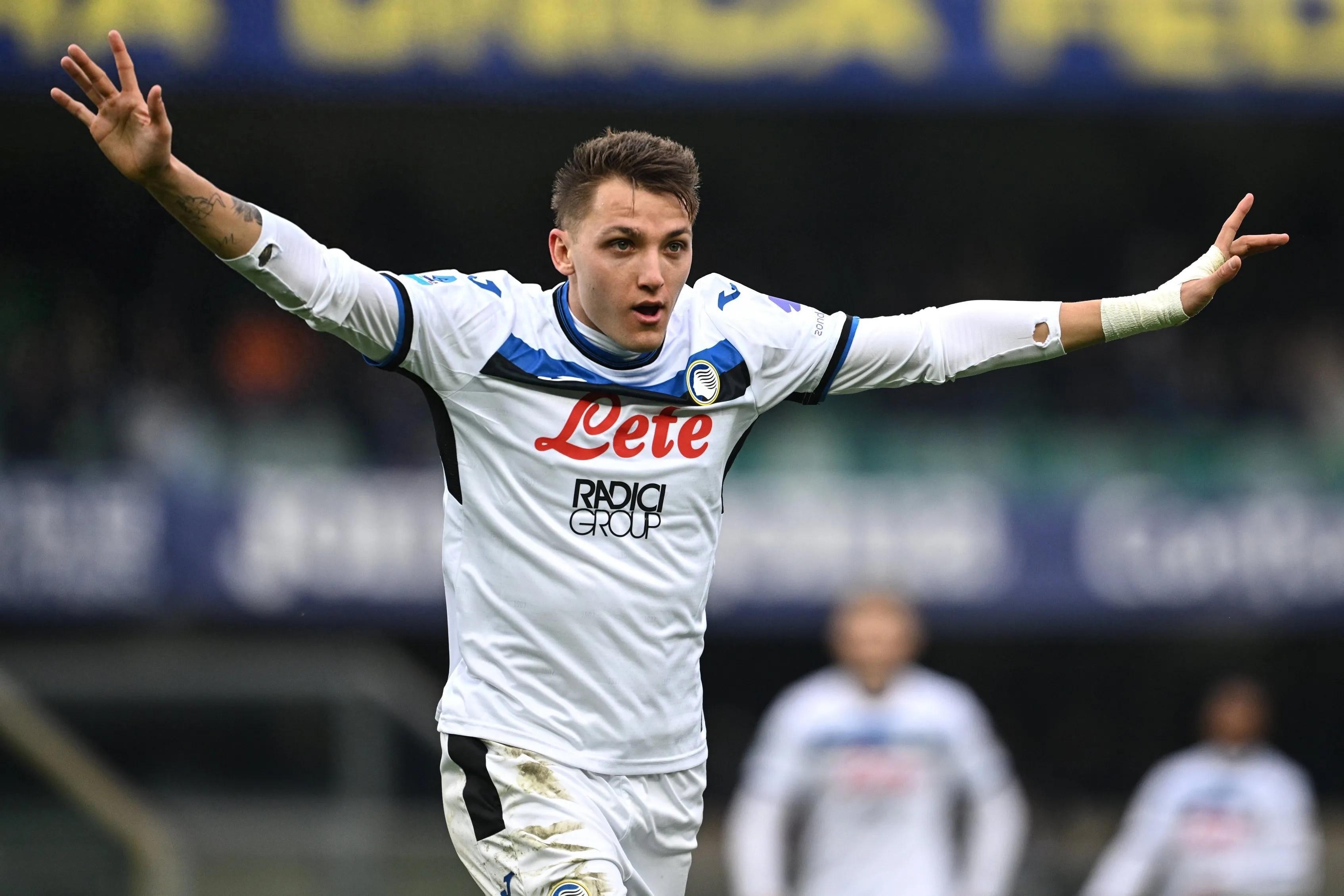 爱游戏app-米兰战胜对手，继续保持领先优势