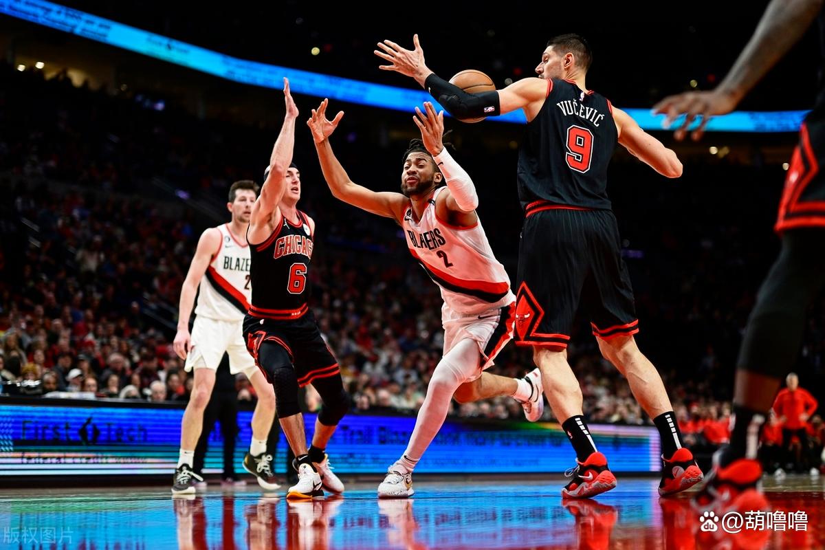 公牛惜败开拓者，拉文独得35分