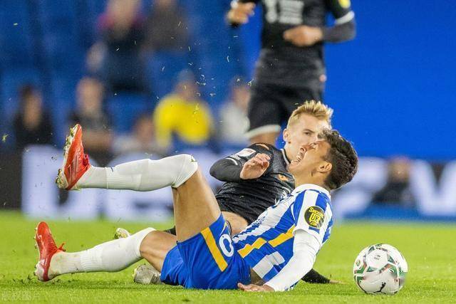 布莱顿主场遭逆转，惜败于水晶宫