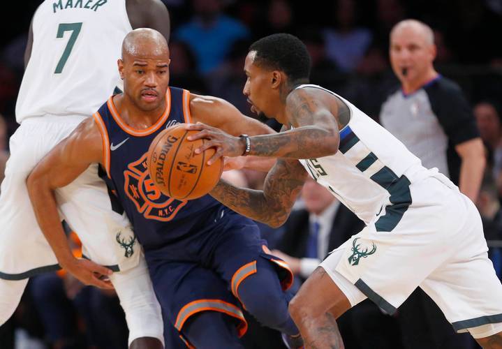 爱游戏app-雄鹿力克尼克斯，东部争冠热门表现突出的简单介绍